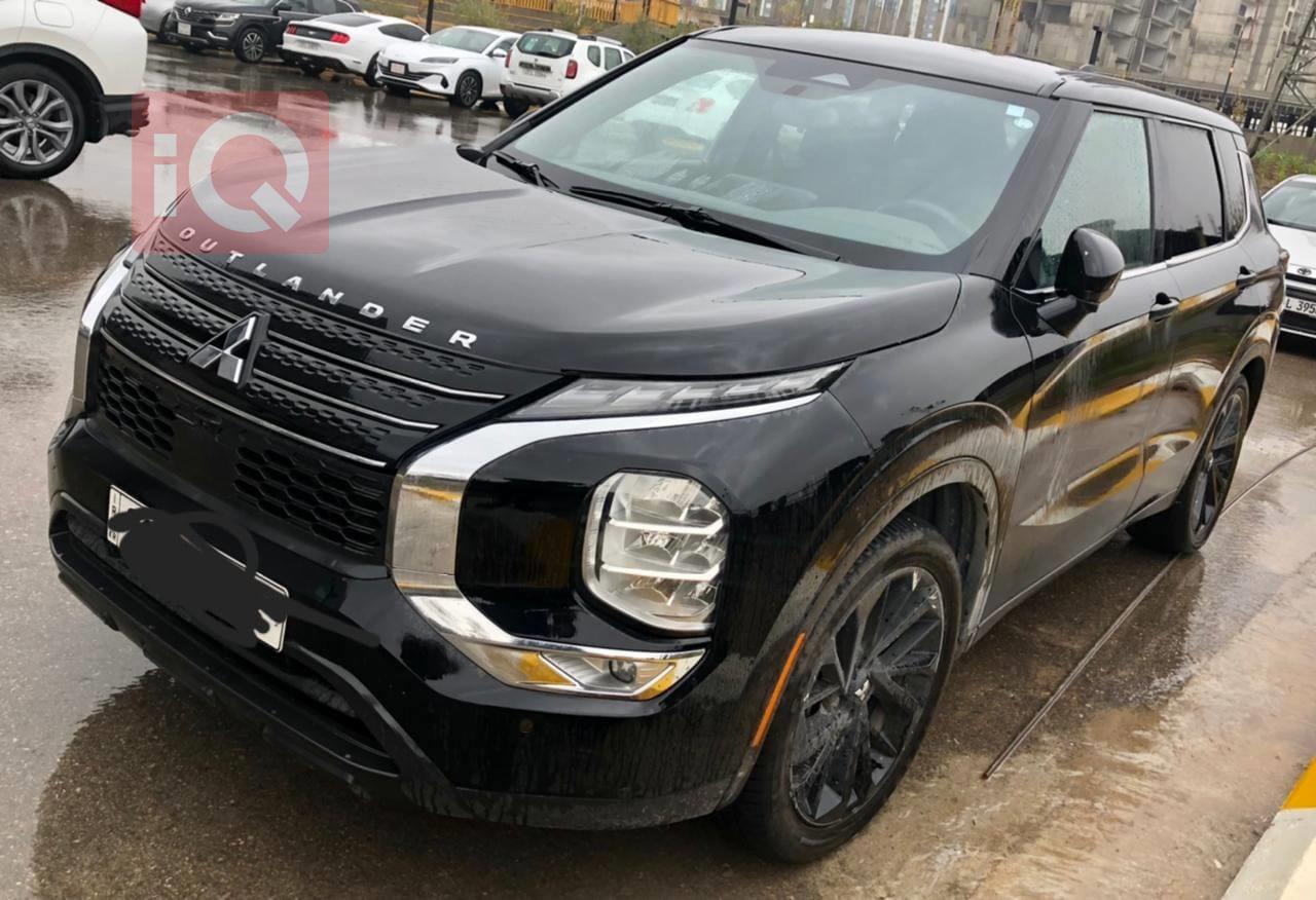 میتسوبیشی ئاوتلاندەر